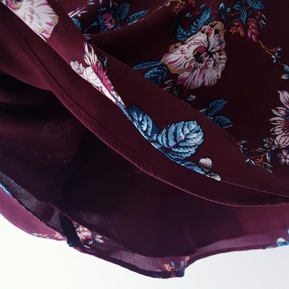 PINK REPUBLIC Plum Floral Cami Tank Top - Picture 4 of 9